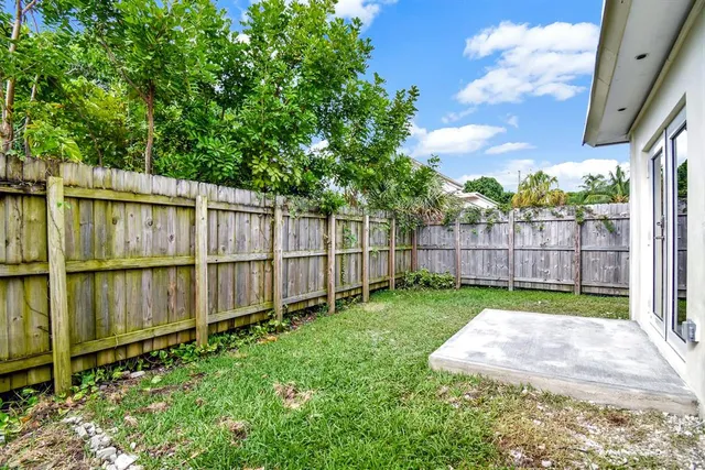 $1,280,000 | 2466 Taylor Street, Unit 205 2B 3C 3D & 4D, Hollywood, FL 33020