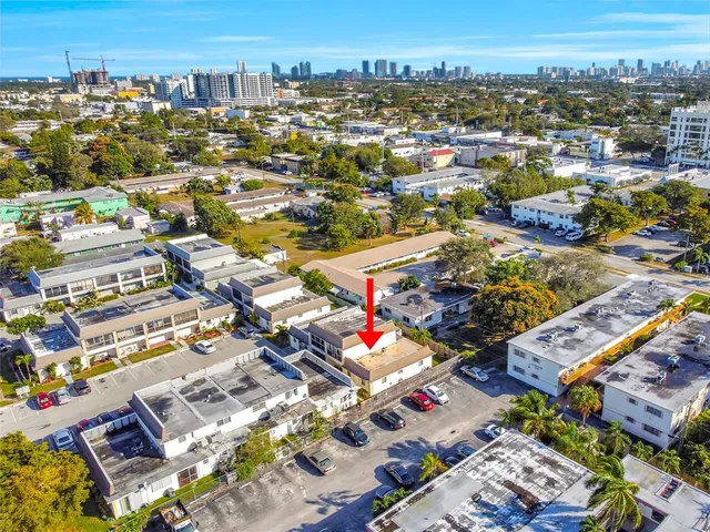 $1,280,000 | 2466 Taylor Street, Unit 205 2B 3C 3D & 4D, Hollywood, FL 33020
