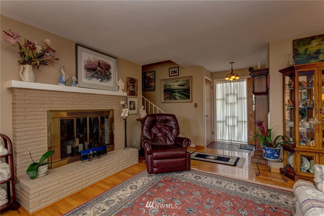 1213 West Racine Street Bellingham, WA 98229 - Photo 4 of 24 Gallery Image 4