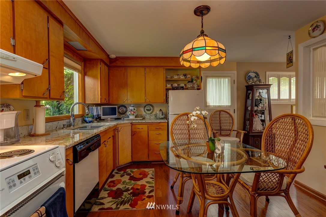 1213 West Racine Street Bellingham, WA 98229 - Photo 7 of 24 Gallery Image 7