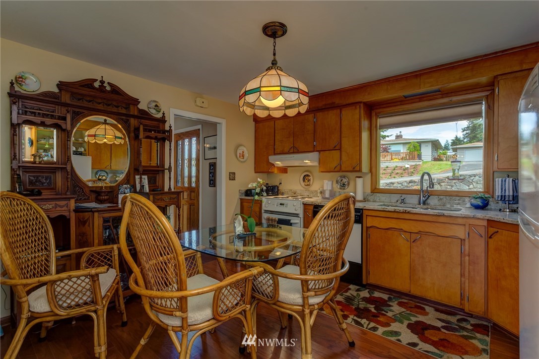 1213 West Racine Street Bellingham, WA 98229 - Photo 8 of 24 Gallery Image 8