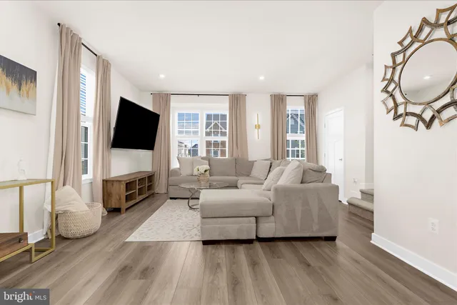 $523,999 | 16201 Bright Star Way, Bowie, MD 20716