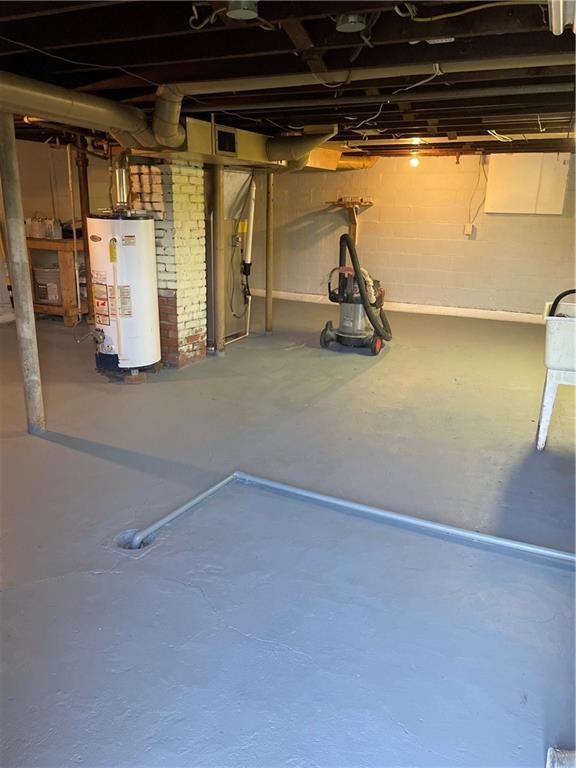 320 Twin Bridges Road Charleroi, PA 15022 - Photo 11 of 17