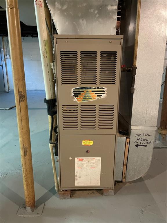 320 Twin Bridges Road Charleroi, PA 15022 - Photo 14 of 17