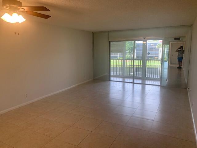 6585 Kensington Lane, Unit 304 Delray Beach, FL 33446 - Photo 12 of 30 IMG_3233