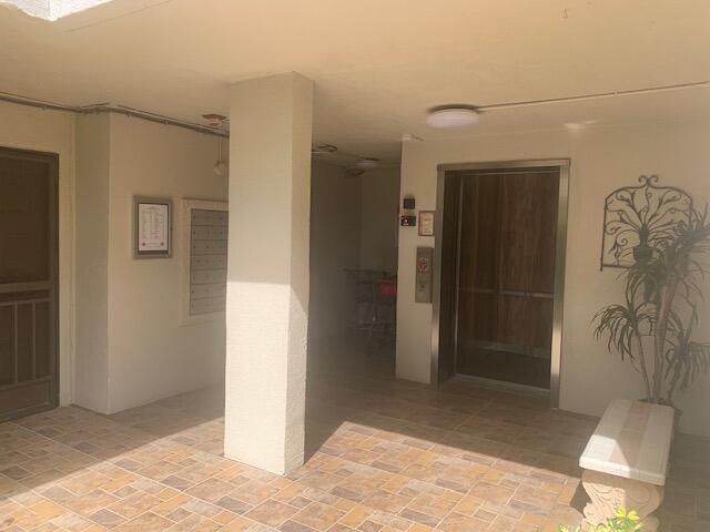 6585 Kensington Lane, Unit 304 Delray Beach, FL 33446 - Photo 2 of 30 IMG_3282