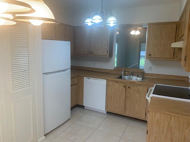 6585 Kensington Lane, Unit 304 Delray Beach, FL 33446 - Photo 6 of 30 IMG_3223
