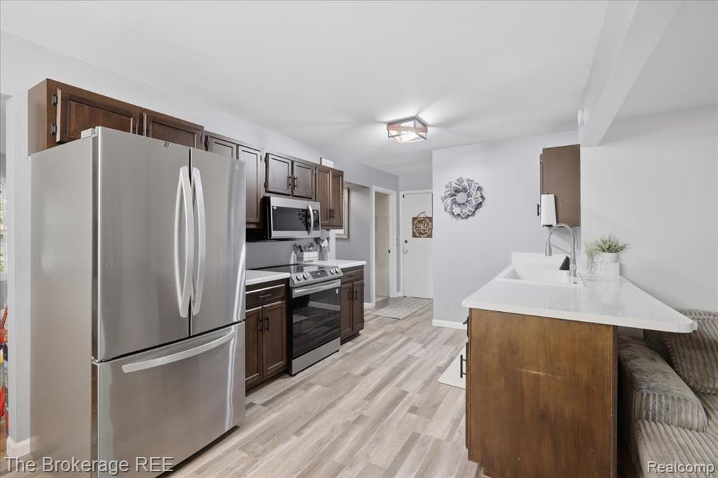 5639 Cross Village Road Grand Blanc, MI 48439 - Photo 17 of 30