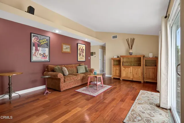 $1,050,000 | 157 Lantana Street, Camarillo, CA 93010