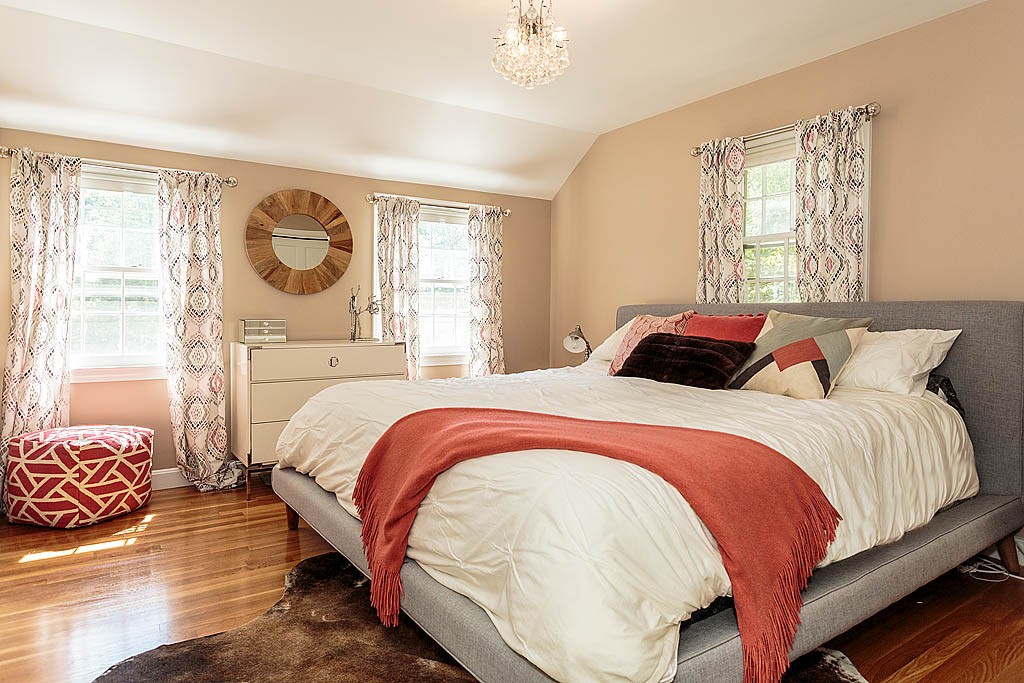 18 Drawbridge Road Westford, MA 01886 - Photo 7 of 30 Gallery Image 7
