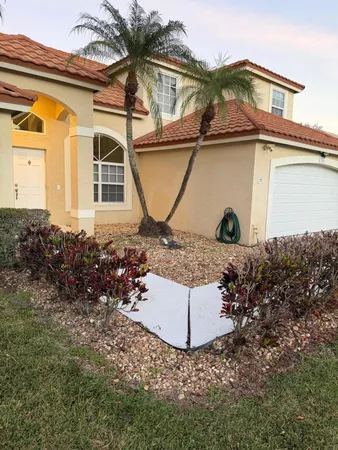 $4,100 | 1343 Lake Breeze Drive, Wellington, FL 33414