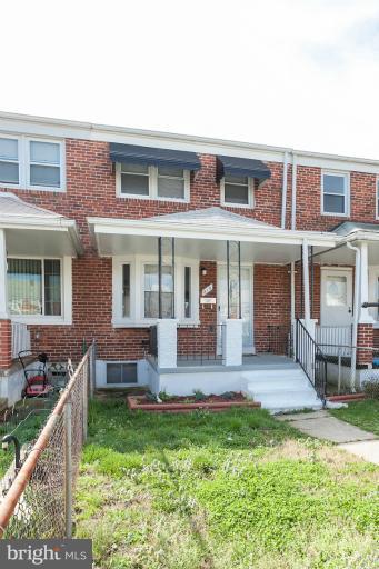 819 Arncliffe Road Essex, MD 21221 - Photo 4 of 7 Exterior (Front)