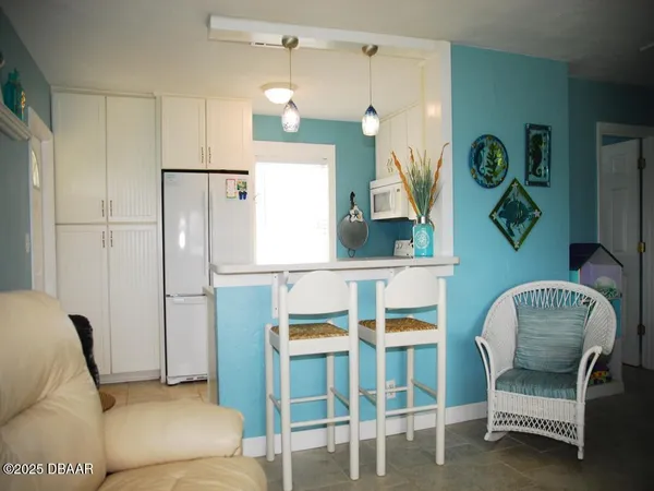 $2,400 | 828 26th Avenue, New Smyrna Beach, FL 32169