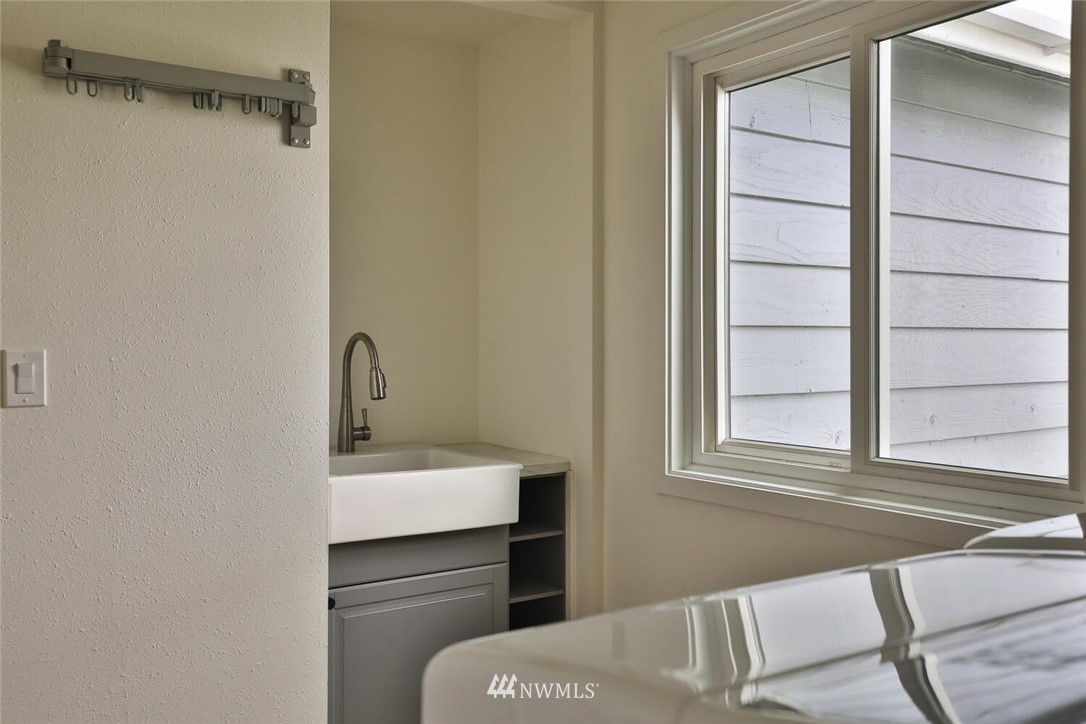 14207 196th Avenue Southeast Renton, WA 98059 - Photo 17 of 30 Gallery Image 17