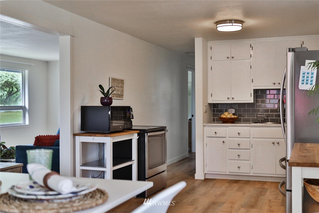 14207 196th Avenue Southeast Renton, WA 98059 - Photo 7 of 30 Gallery Image 7