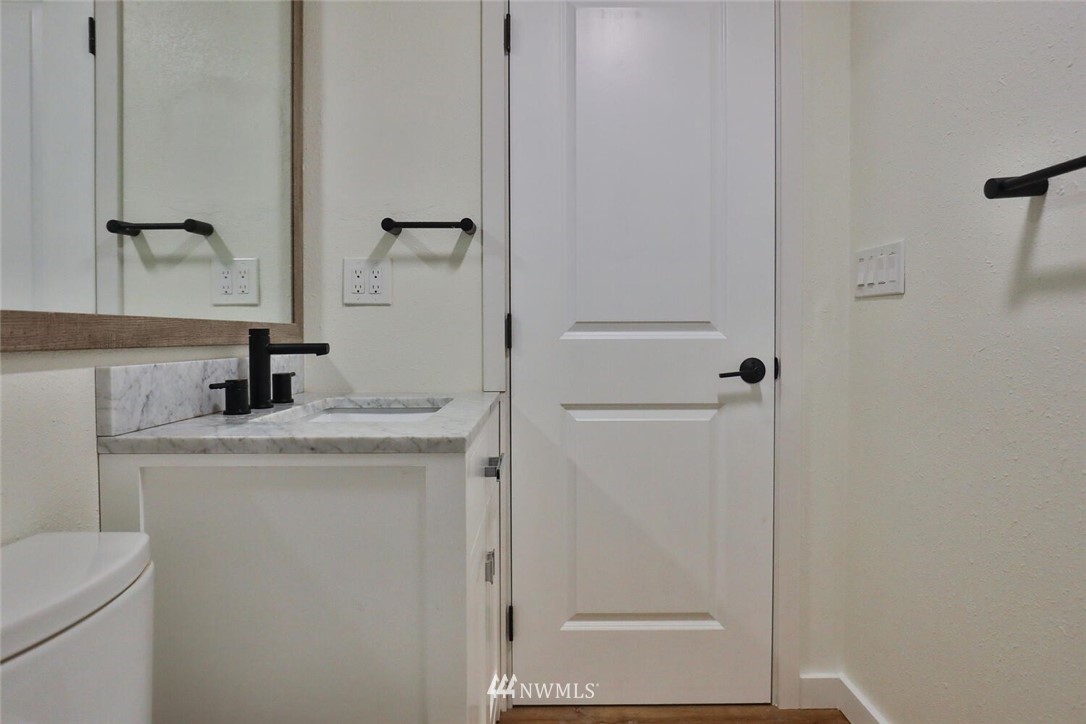 14207 196th Avenue Southeast Renton, WA 98059 - Photo 10 of 30 Gallery Image 10
