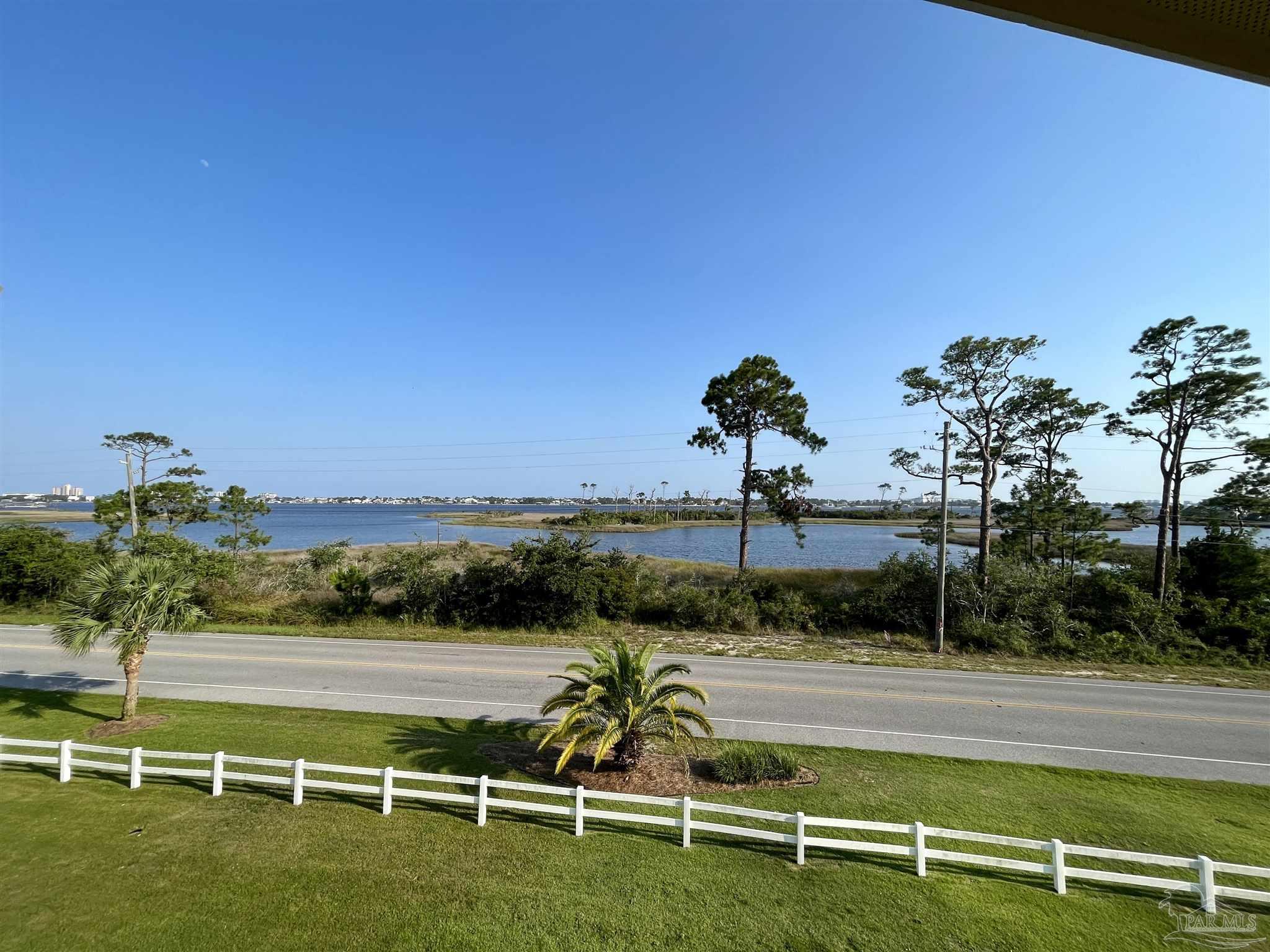 16016 Innerarity Point Road Pensacola, FL 32507 - Photo 23 of 50
