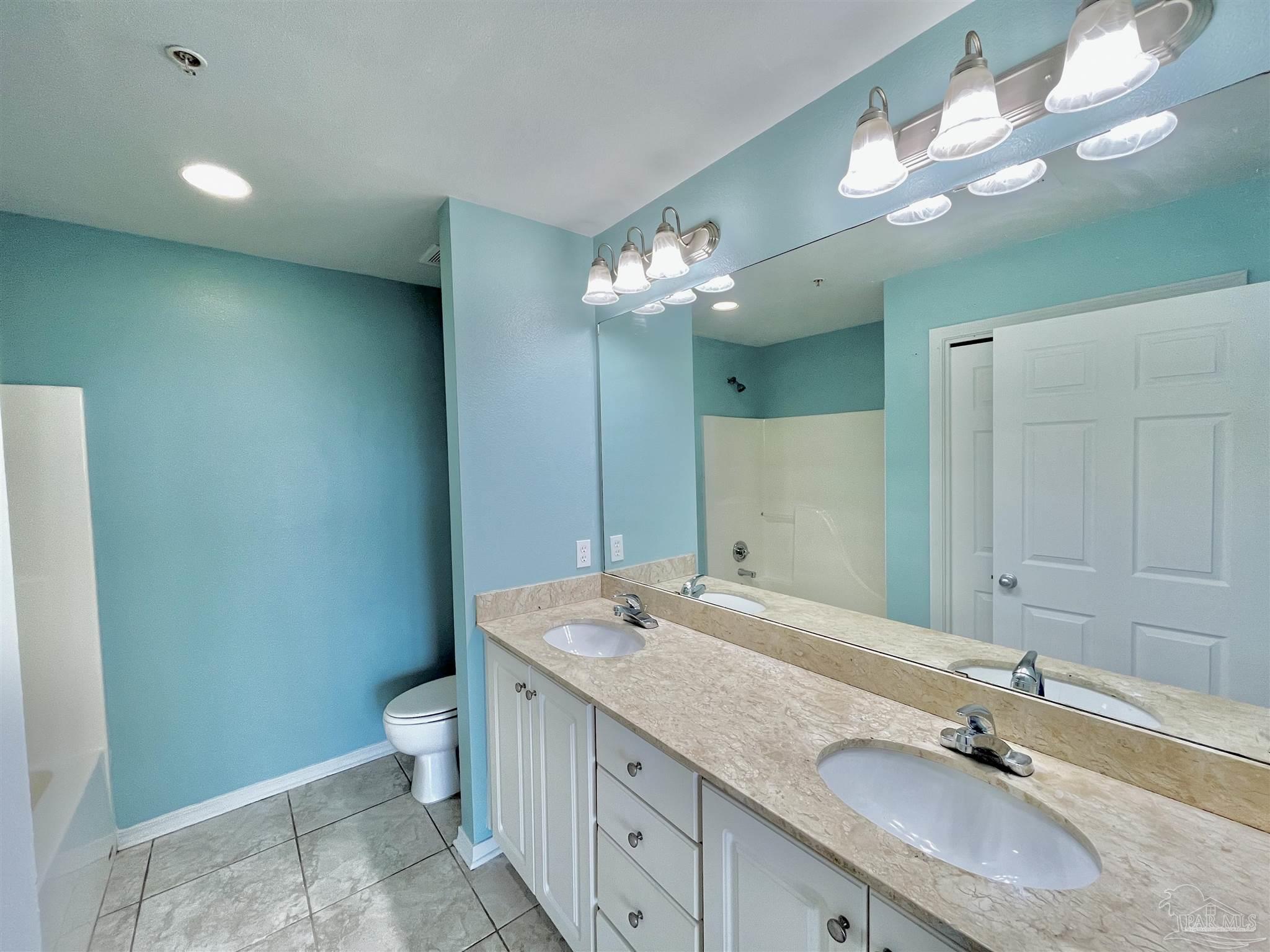 16016 Innerarity Point Road Pensacola, FL 32507 - Photo 35 of 50