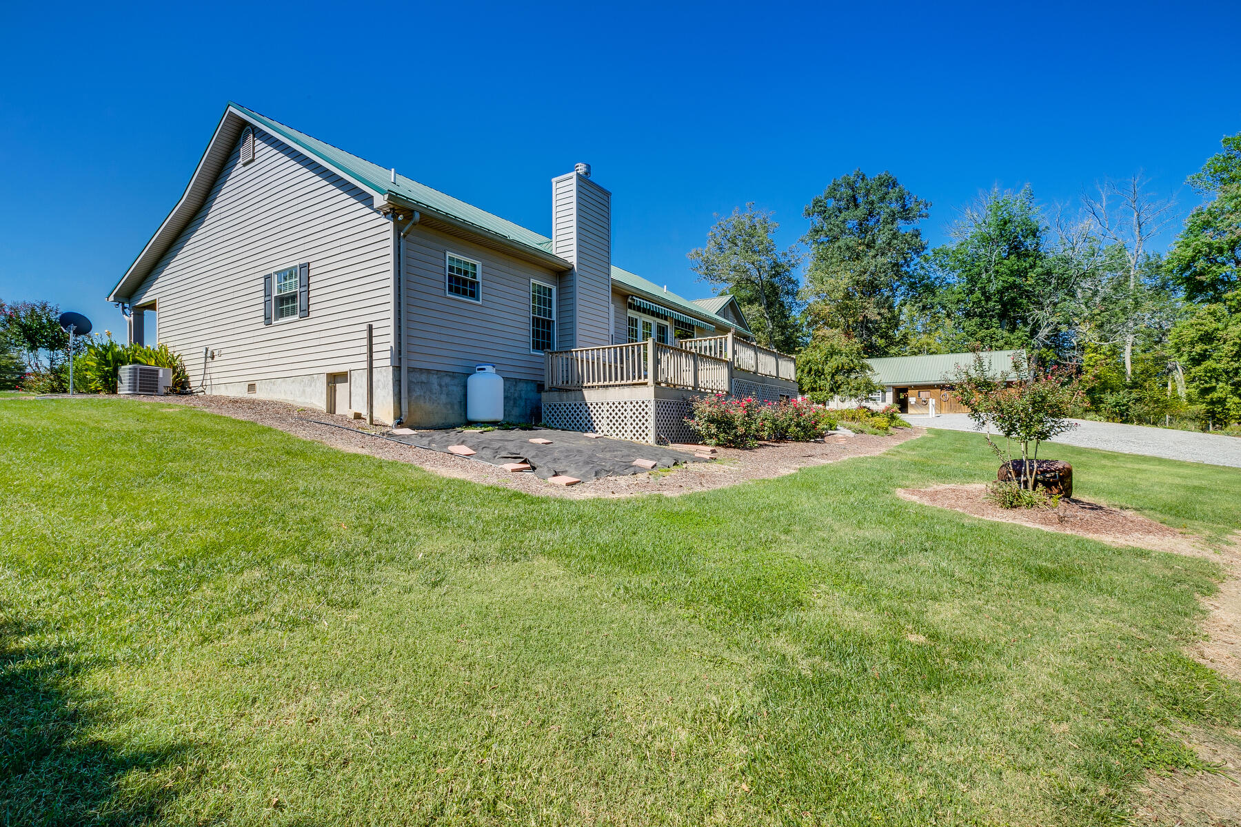 333 River Road Church Hill, TN 37642 - Photo 33 of 52 043