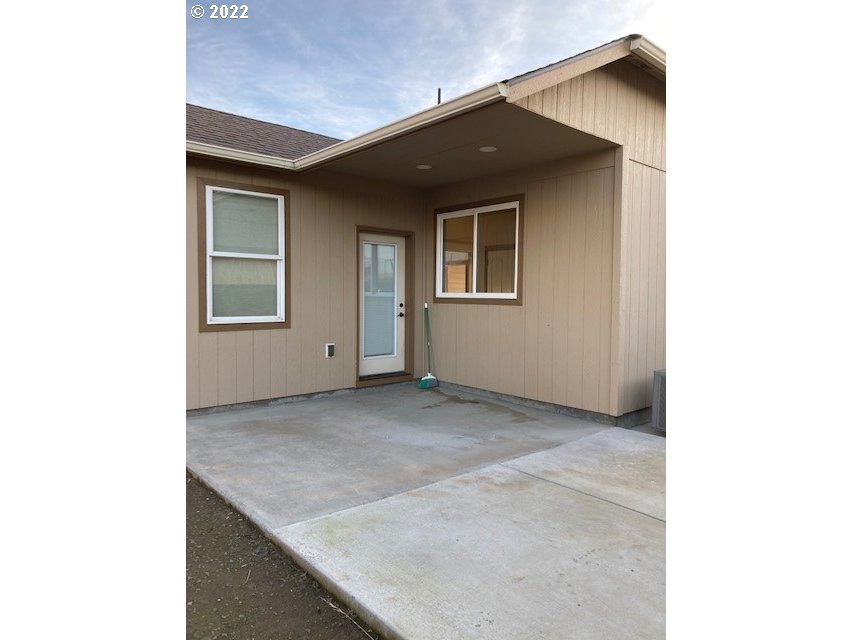 1734 Southwest 3rd Street Pendleton, OR 97801 - Photo 24 of 29 a view of a house entryway
