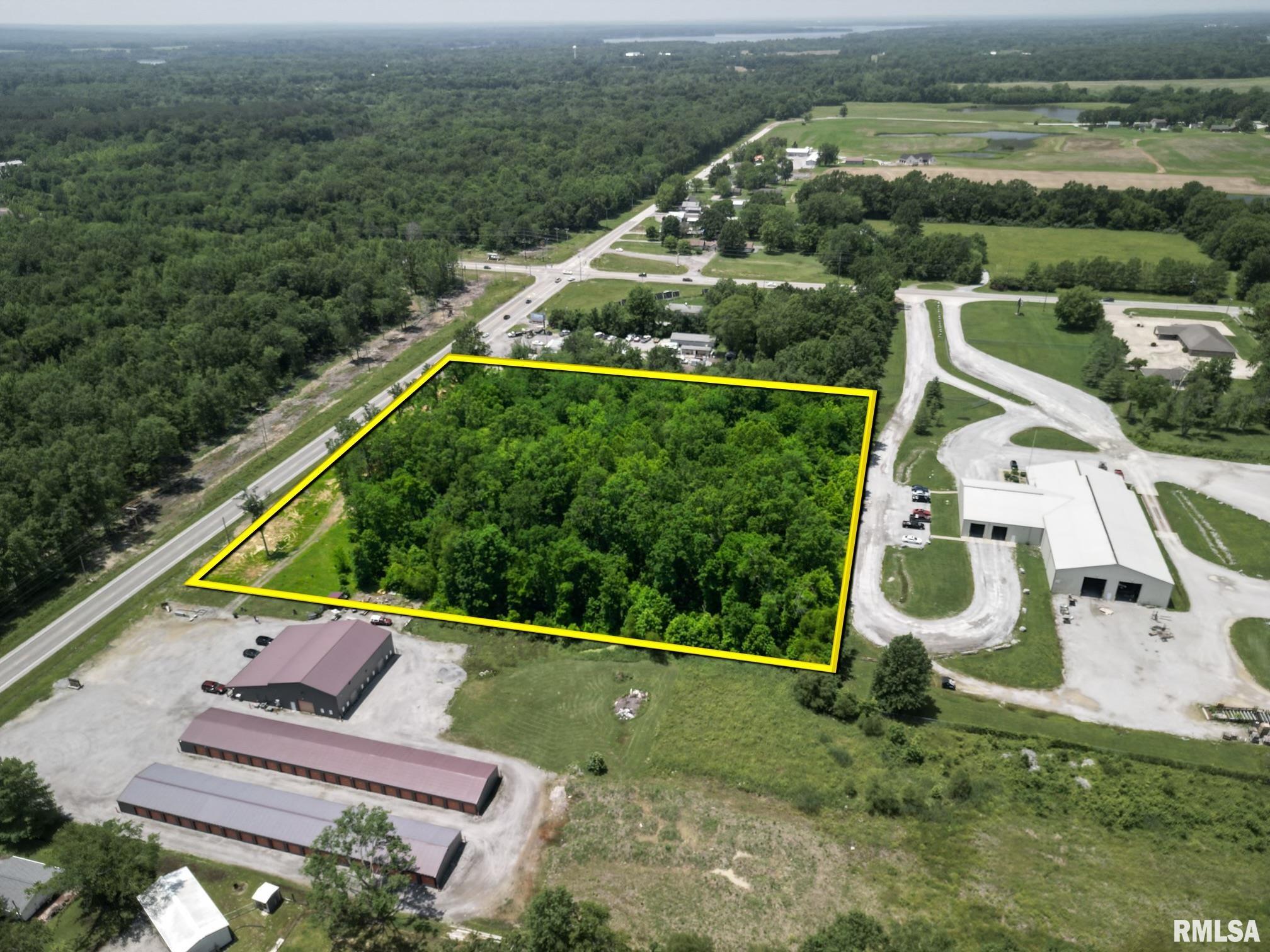 8096 Old Rte 13 Marion, IL 62959 - Photo 2 of 4