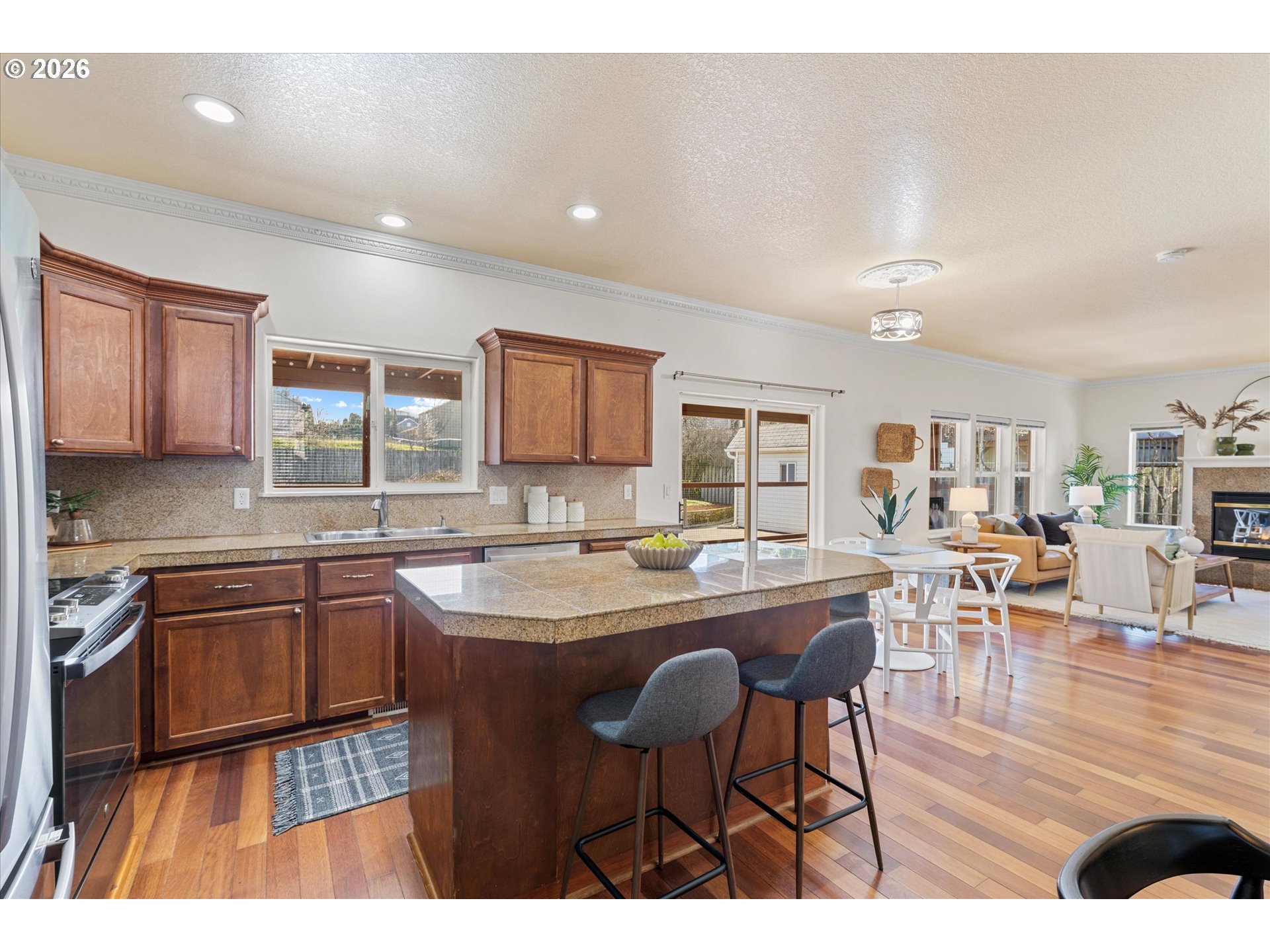 6164 Southeast 29th Way Gresham, OR 97080 - Photo 9 of 48