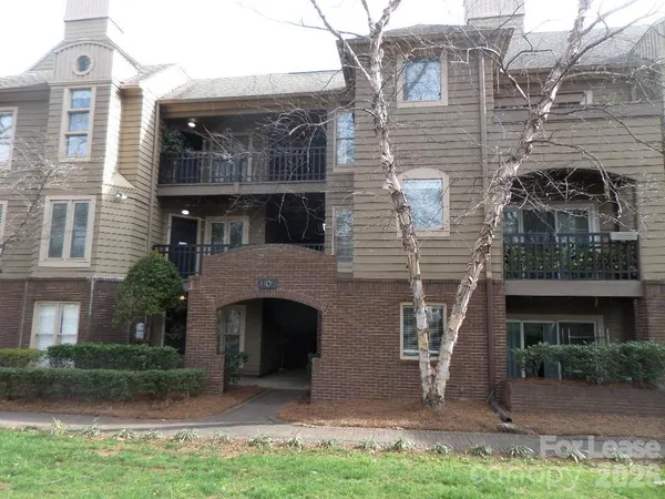 $2,250 | 1109 East Morehead Street, Unit 10, Charlotte, NC 28204