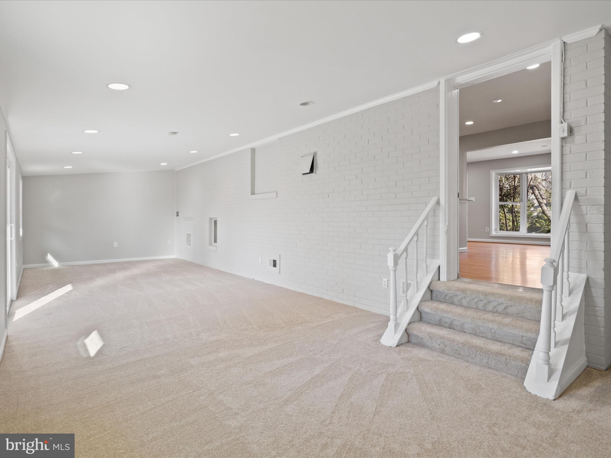 6817 Cabin John Road Springfield, VA 22150 - Photo 14 of 50