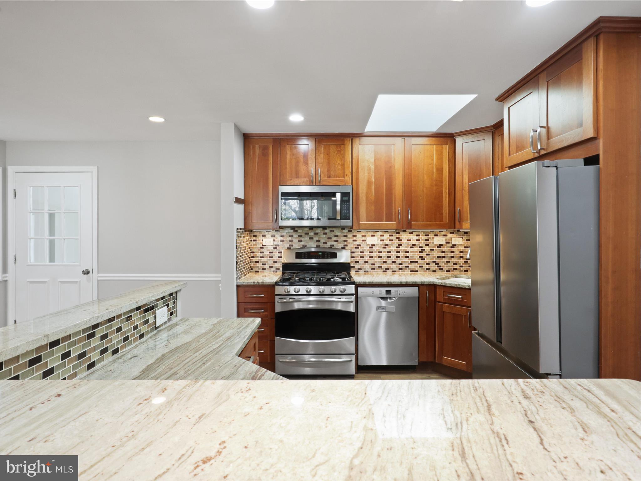 6817 Cabin John Road Springfield, VA 22150 - Photo 22 of 50