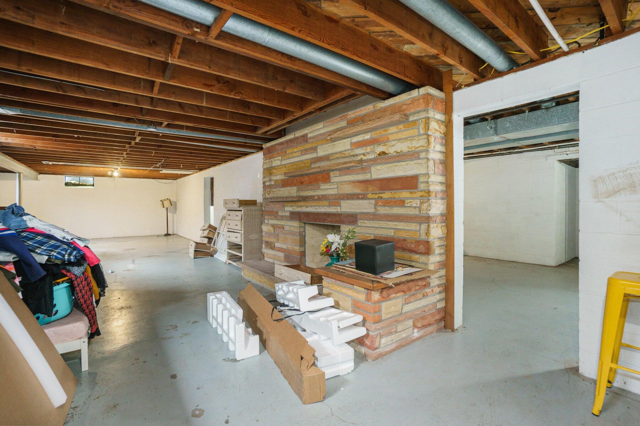 141 South Drake Road Kalamazoo, MI 49006 - Photo 14 of 18 Interior 12