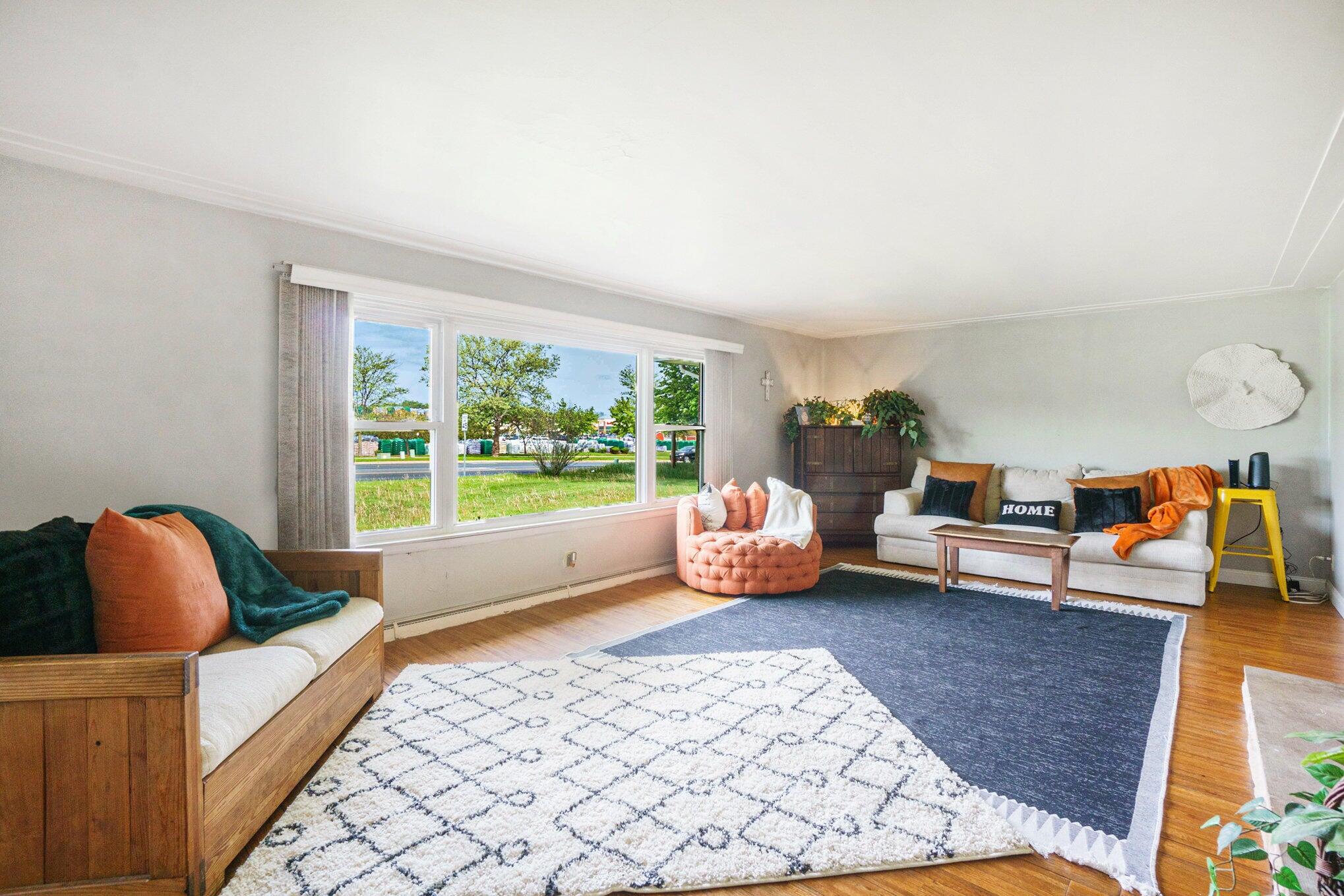 141 South Drake Road Kalamazoo, MI 49006 - Photo 4 of 18 Interior 2