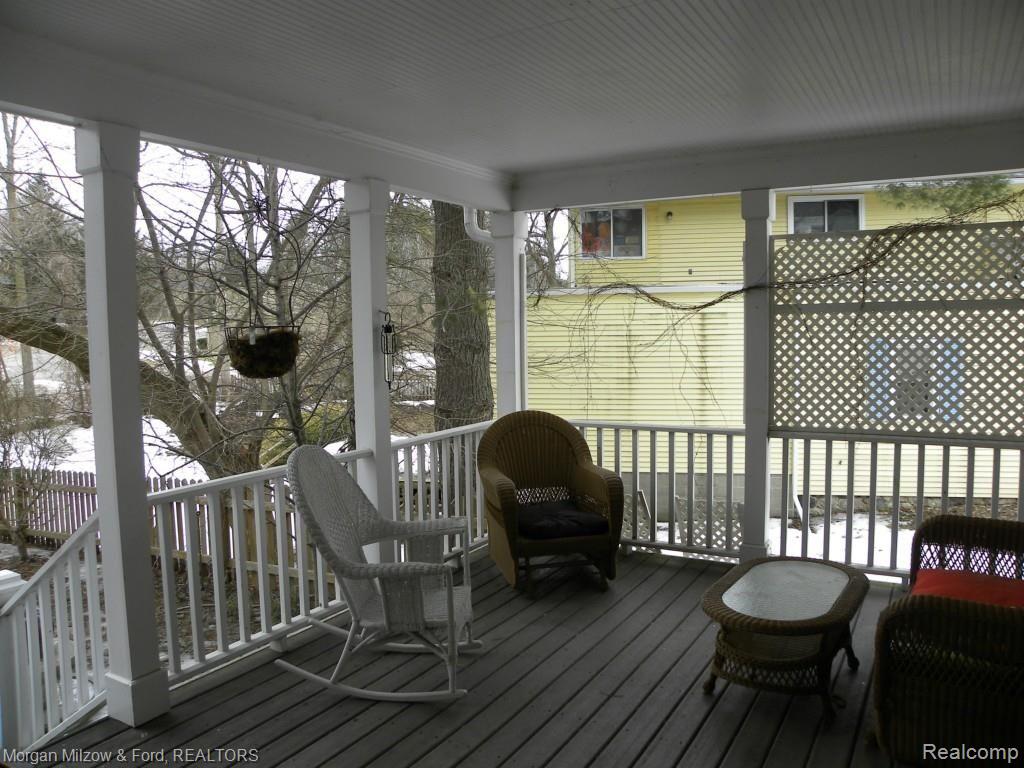 37 North Holcomb Road Clarkston, MI 48346 - Photo 4 of 23 4.JPG
