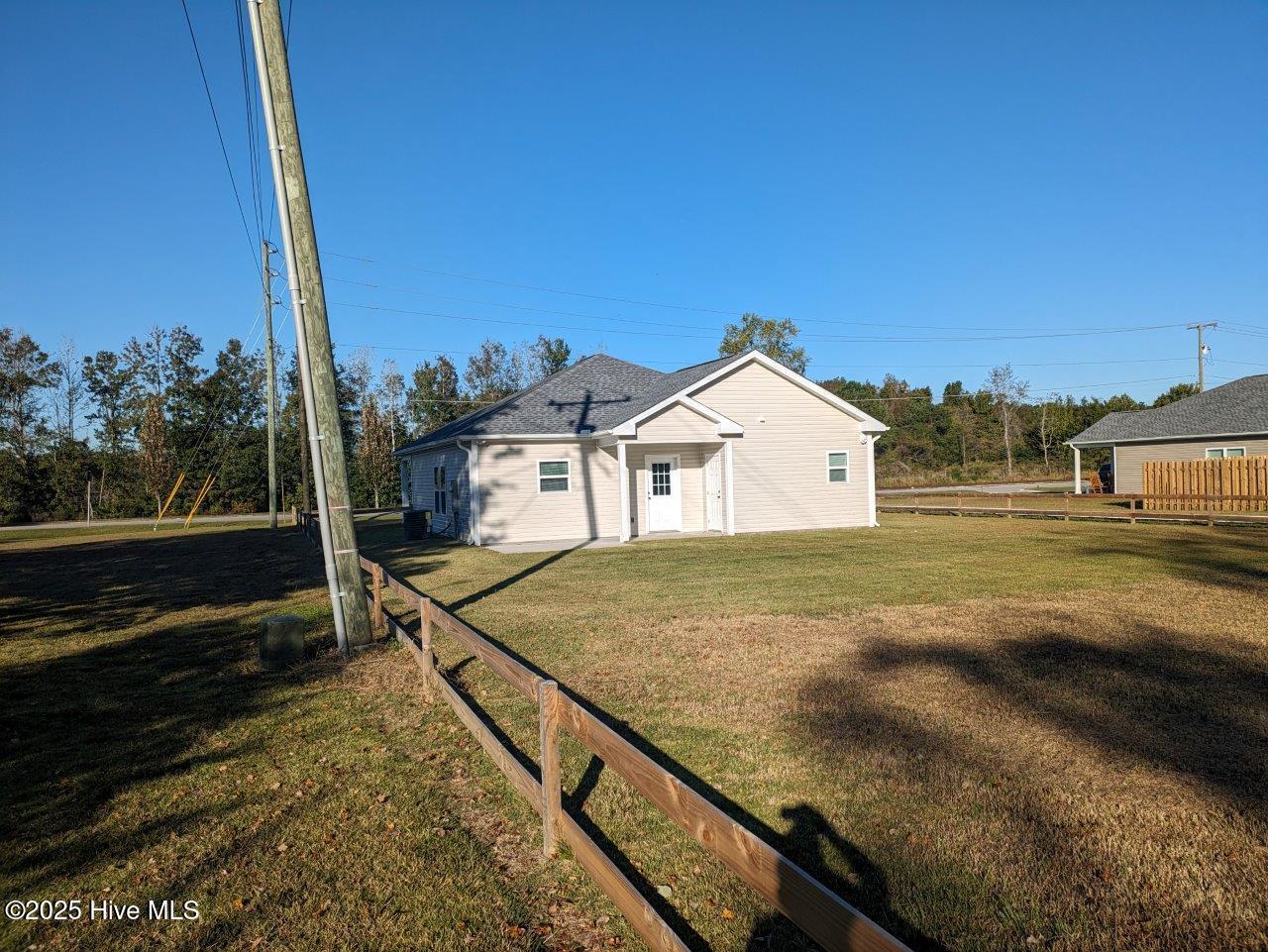 941 Hickman Road Tabor City, NC 28463 - Photo 2 of 15 1000000472