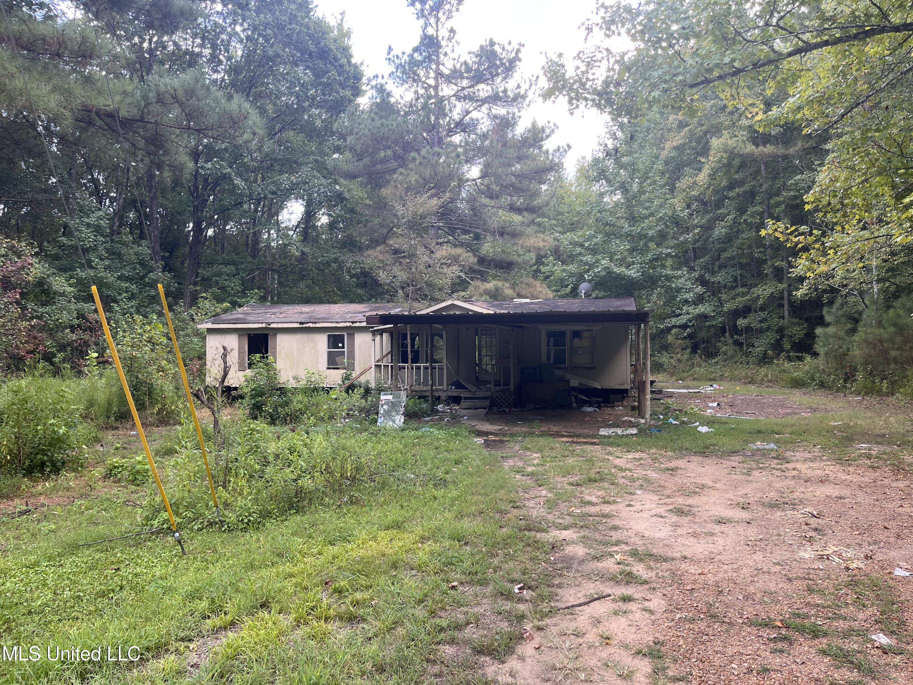 227 Felix Road Red Banks, MS 38661 - Photo 1 of 3 Front