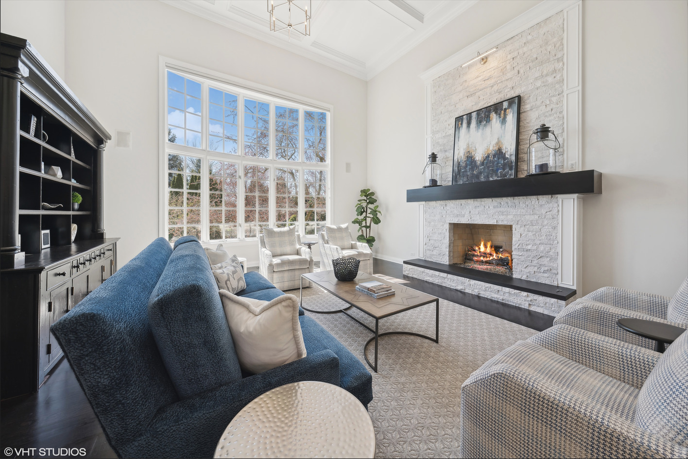 34-w033 White Thorne Road St. Charles, IL 60174 - Photo 15 of 100 a living room with furniture fireplace and a large window