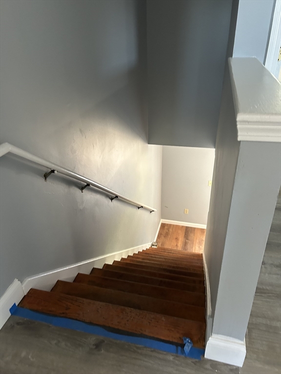 35-37 Pine St Court Springfield, MA 01105 - Photo 23 of 42