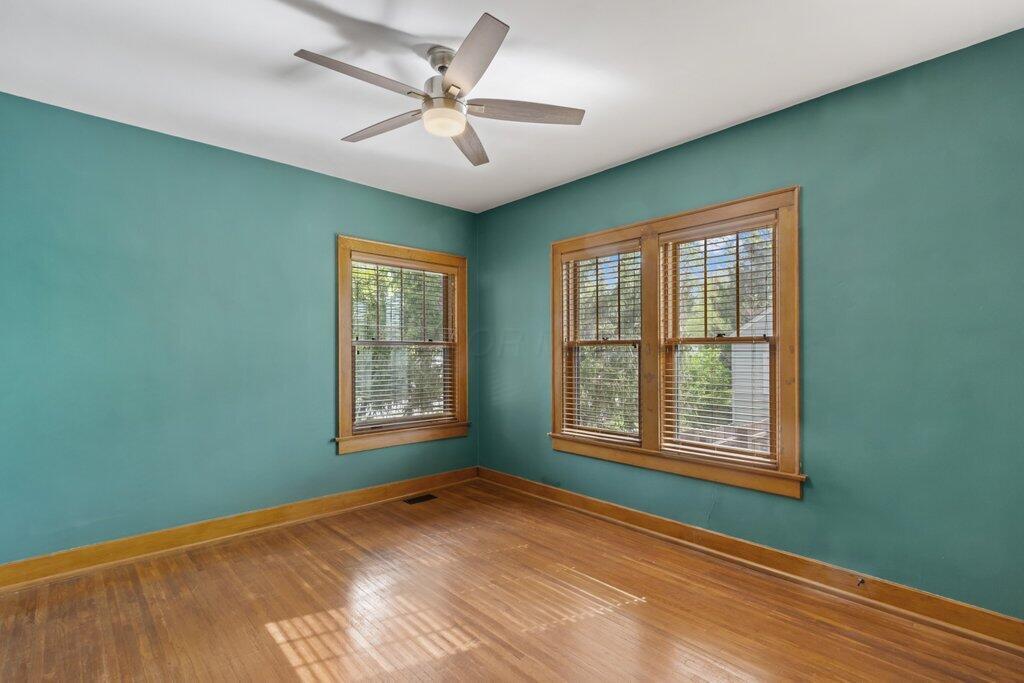 235 Acton Road Columbus, OH 43214 - Photo 29 of 50 First Floor Bedroom 2