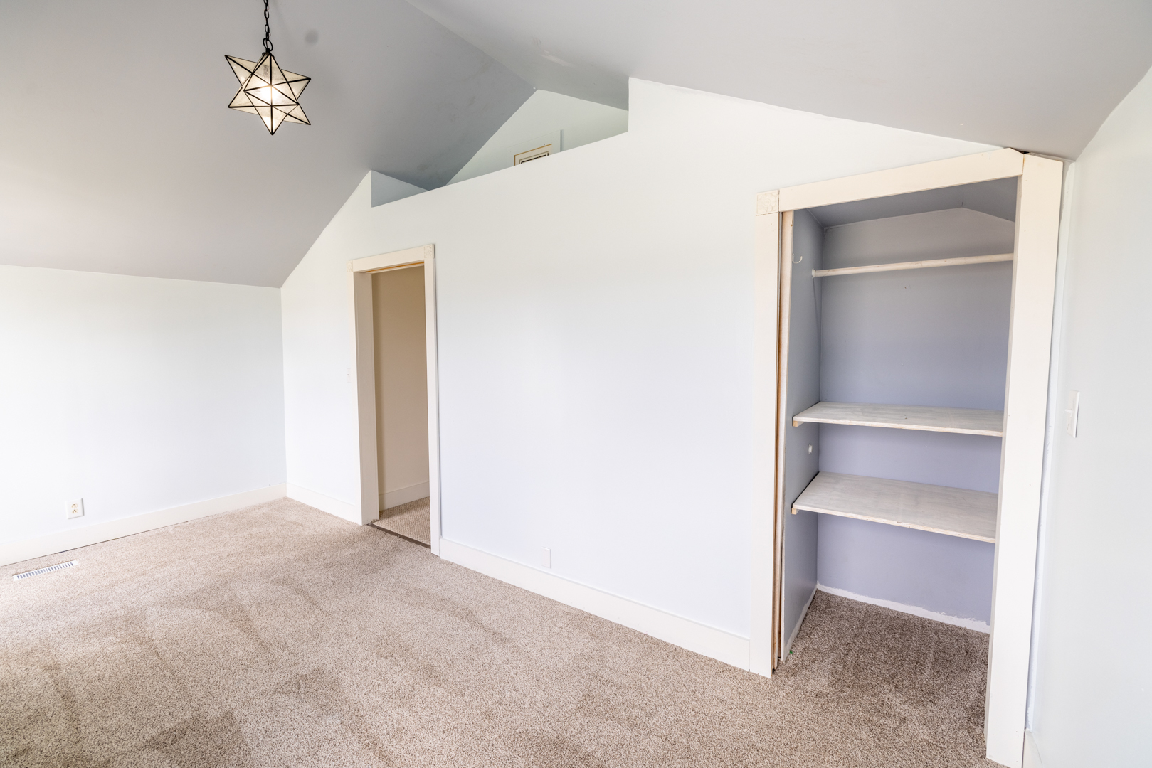 17846 West 3000S Road Buckingham, IL 60917 - Photo 18 of 30 a view of an empty room with a ceiling fan