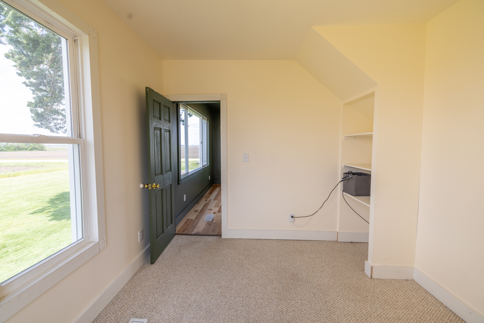 17846 West 3000S Road Buckingham, IL 60917 - Photo 20 of 30 a view of an empty room with window