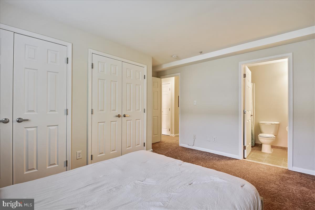 1138 Cove Road, Unit 201 Annapolis, MD 21403 - Photo 13 of 46 Primary Bedroom