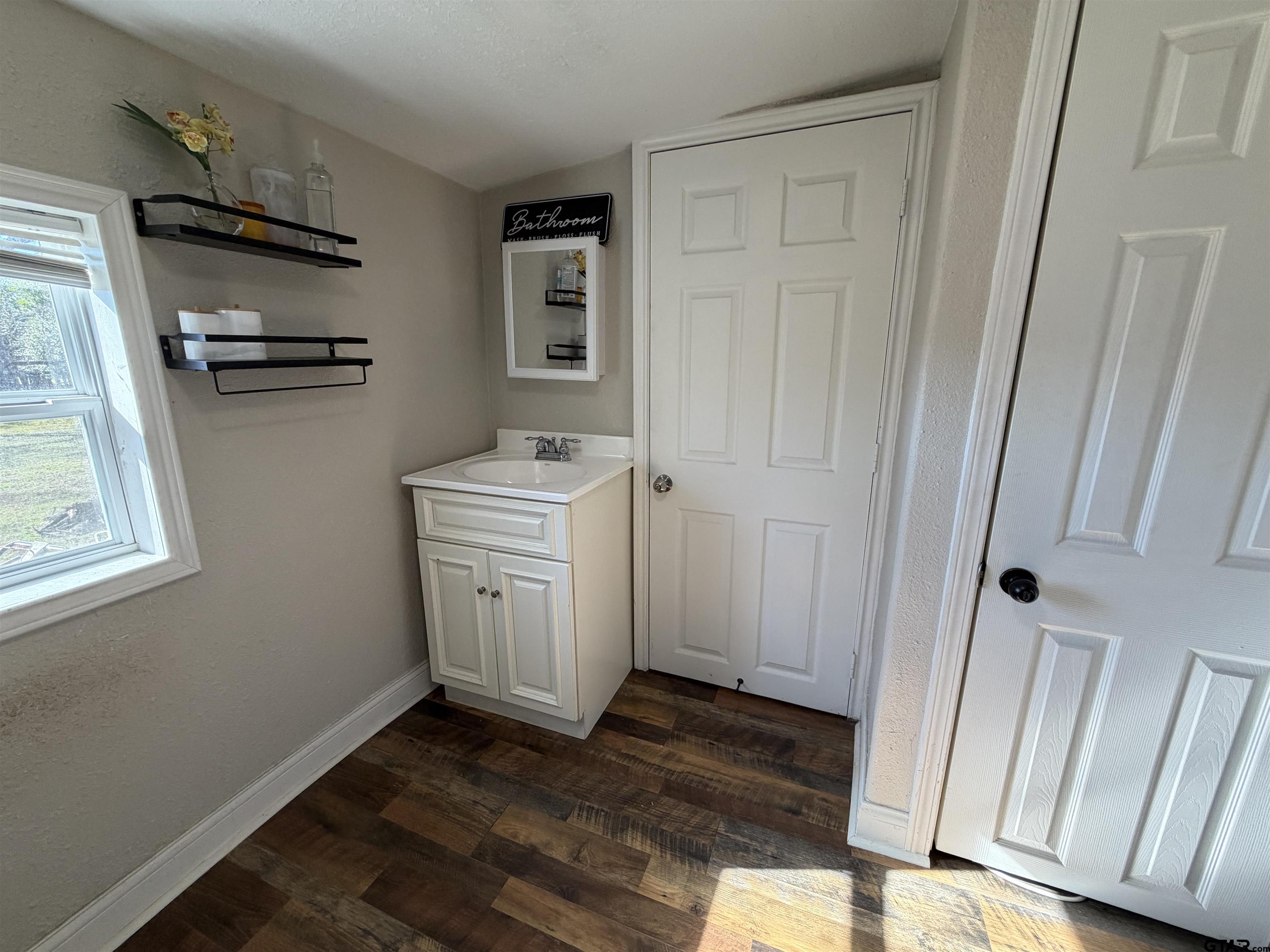 1509 East Richards Street Tyler, TX 75702 - Photo 17 of 20