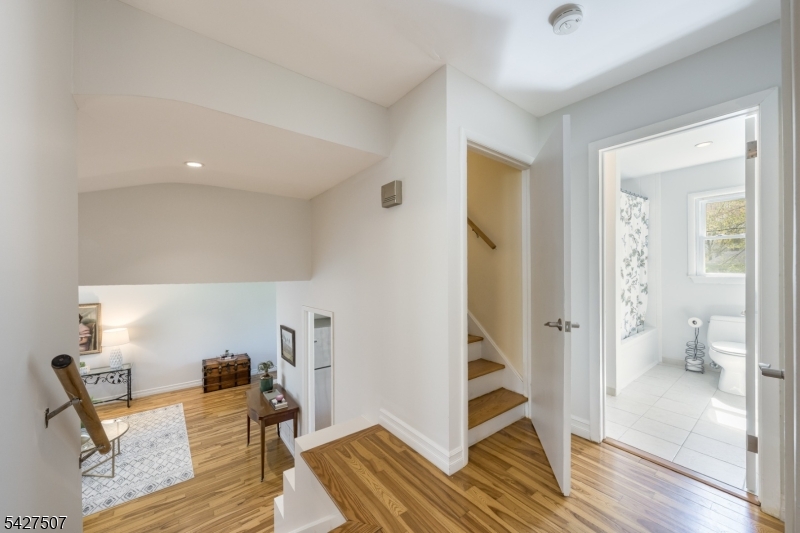 380 Charnwood Road New Providence, NJ 07974 - Photo 14 of 50