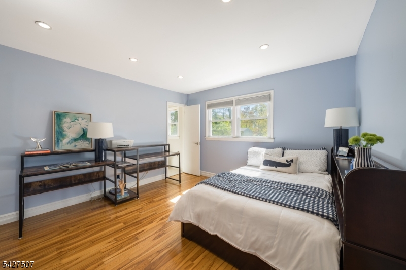 380 Charnwood Road New Providence, NJ 07974 - Photo 22 of 50