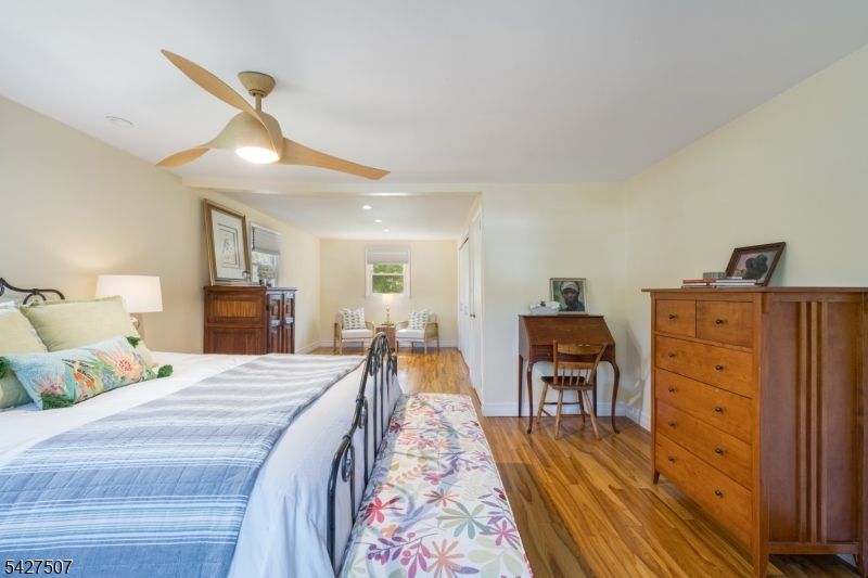 380 Charnwood Road New Providence, NJ 07974 - Photo 29 of 50