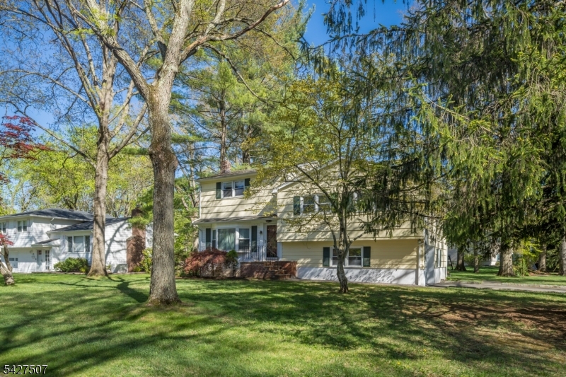 380 Charnwood Road New Providence, NJ 07974 - Photo 42 of 50