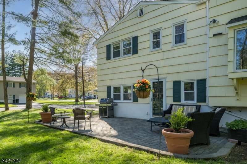 380 Charnwood Road New Providence, NJ 07974 - Photo 48 of 50