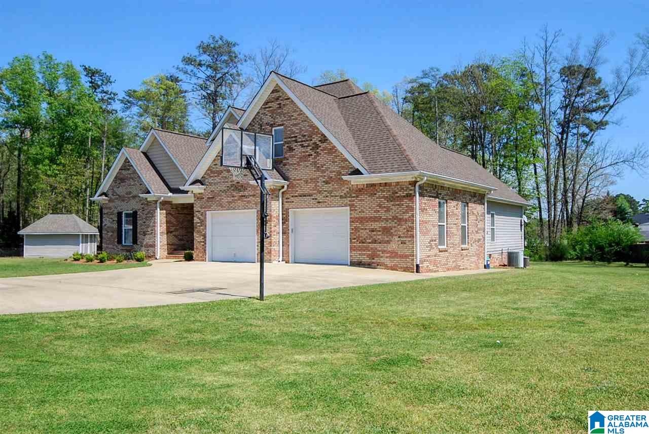 129 Timberview Lane Anniston, AL 36207 - Photo 2 of 23