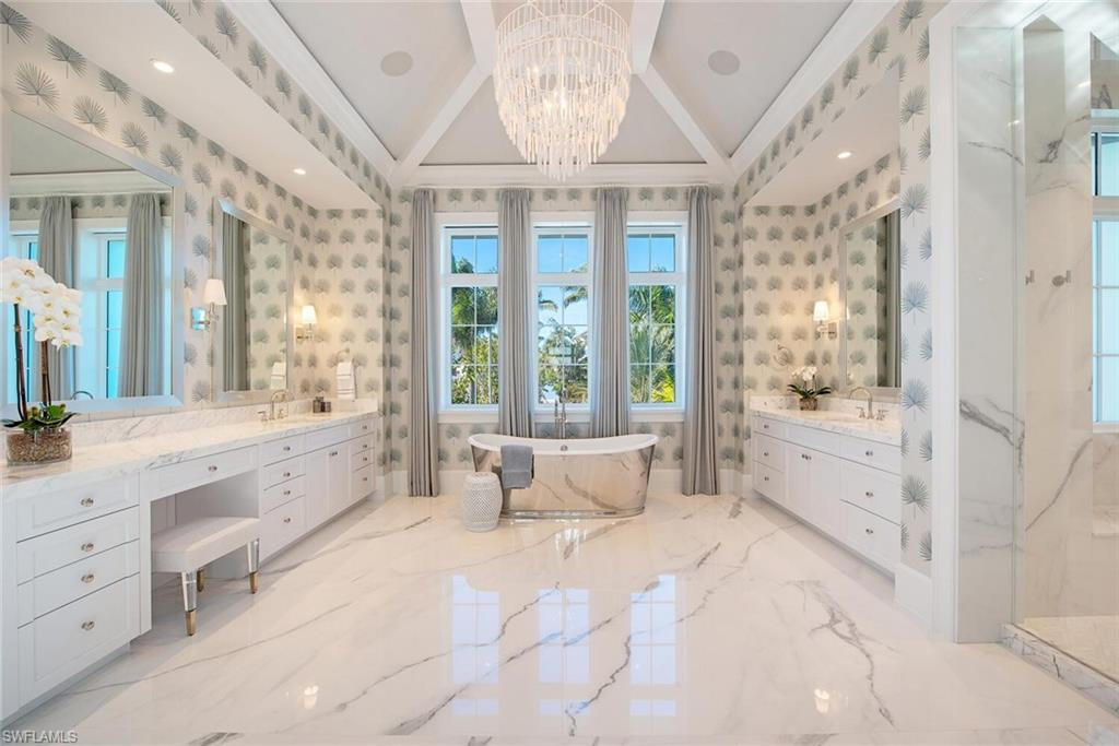 3777 Gordon Drive Naples, FL 34102 - Photo 22 of 50