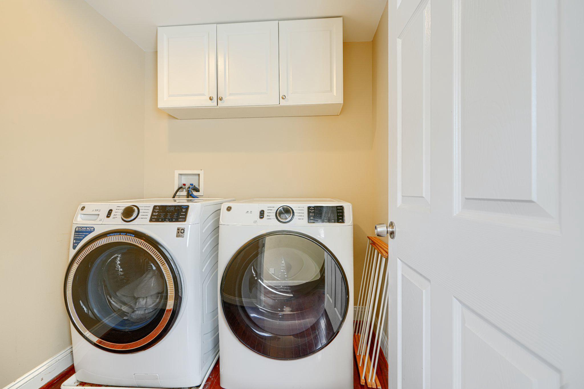232 South Ann Street Baltimore, MD 21231 - Photo 25 of 62 Front Loading Washer & Dryer on 2nd floor