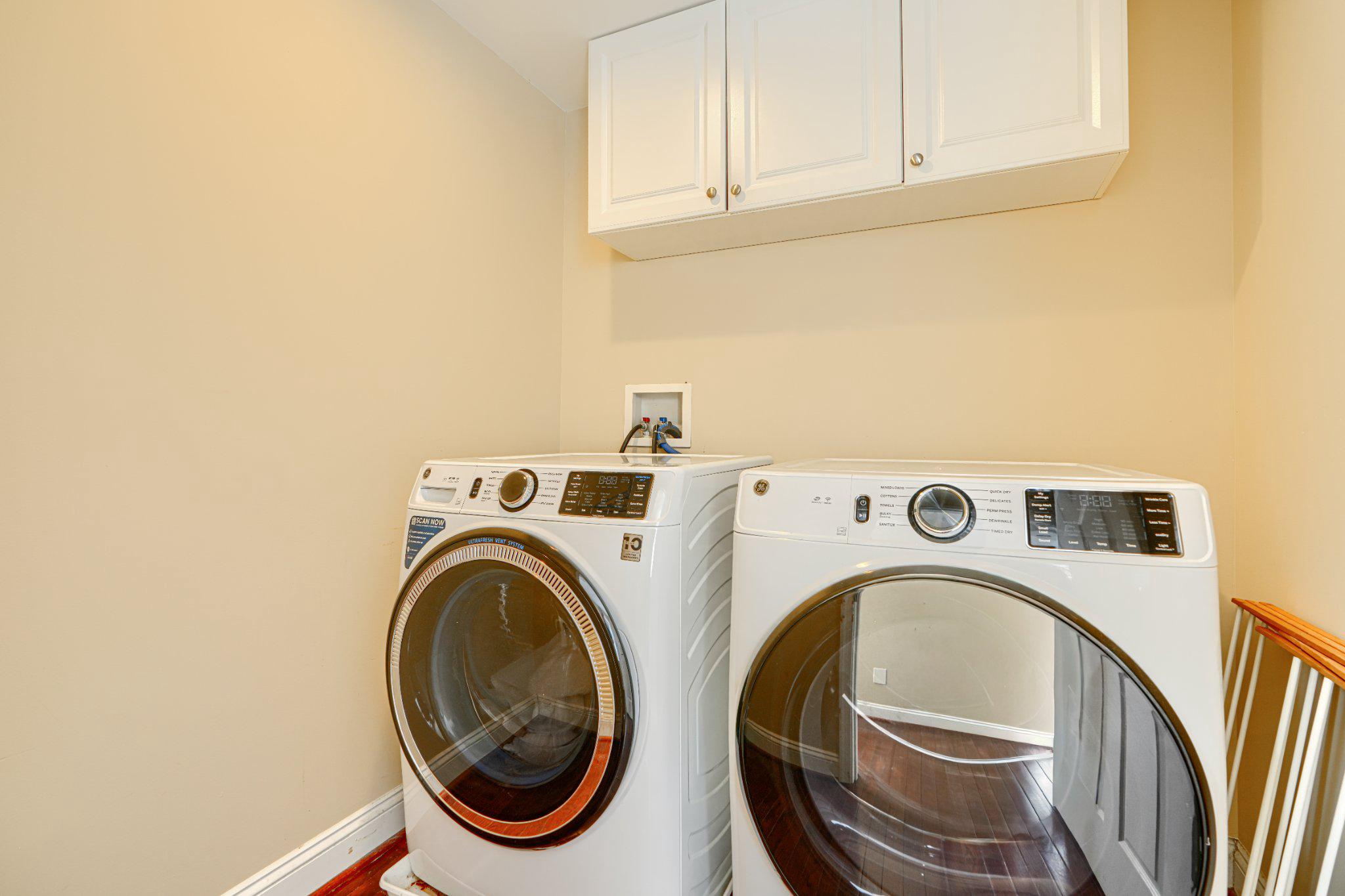 232 South Ann Street Baltimore, MD 21231 - Photo 26 of 62 Front Loading Washer & Dryer on 2nd floor